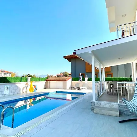 Villa Meyra *