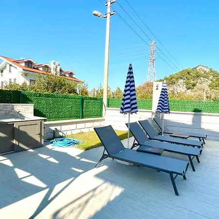 Villa Meyra *
