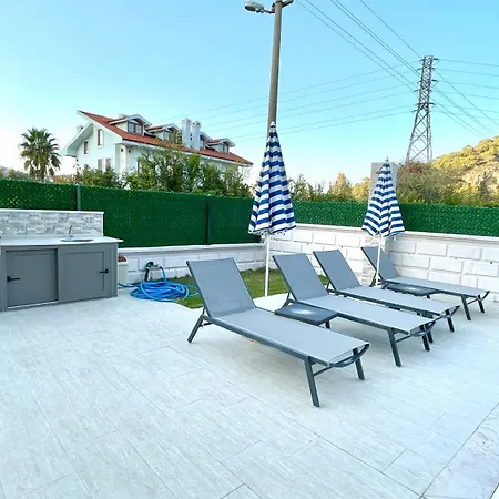 Villa Meyra *